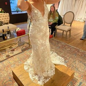 WEDDING DRESS; BRAND NEW NEVER WORN